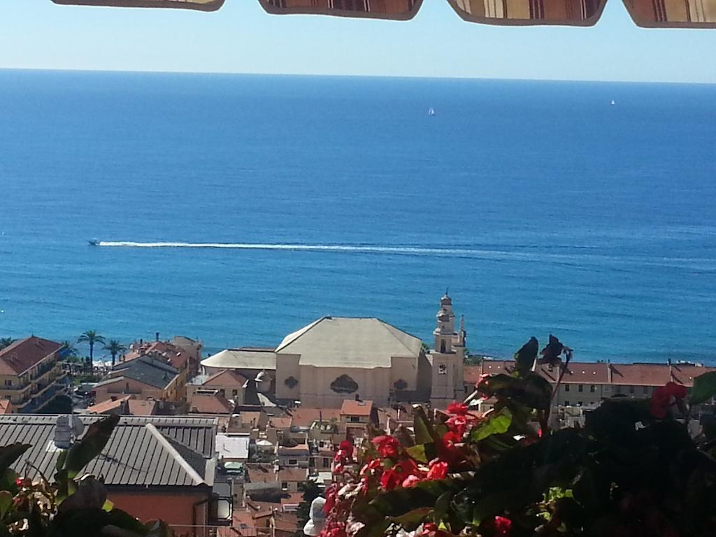 Pietra Preziosa Bed & Breakfast Pietra Ligure Eksteriør bilde