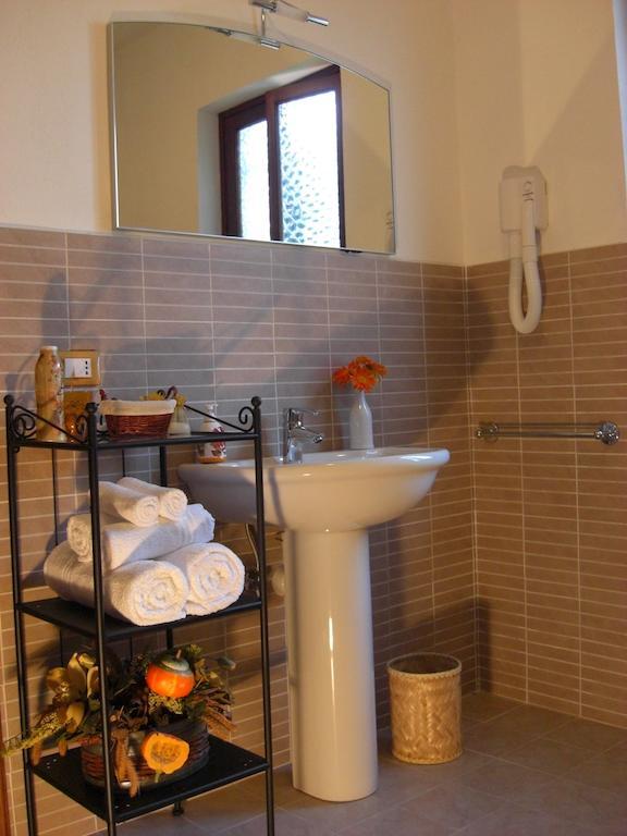 Pietra Preziosa Bed & Breakfast Pietra Ligure Rom bilde